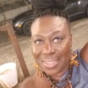 Meet your Posher, Roz